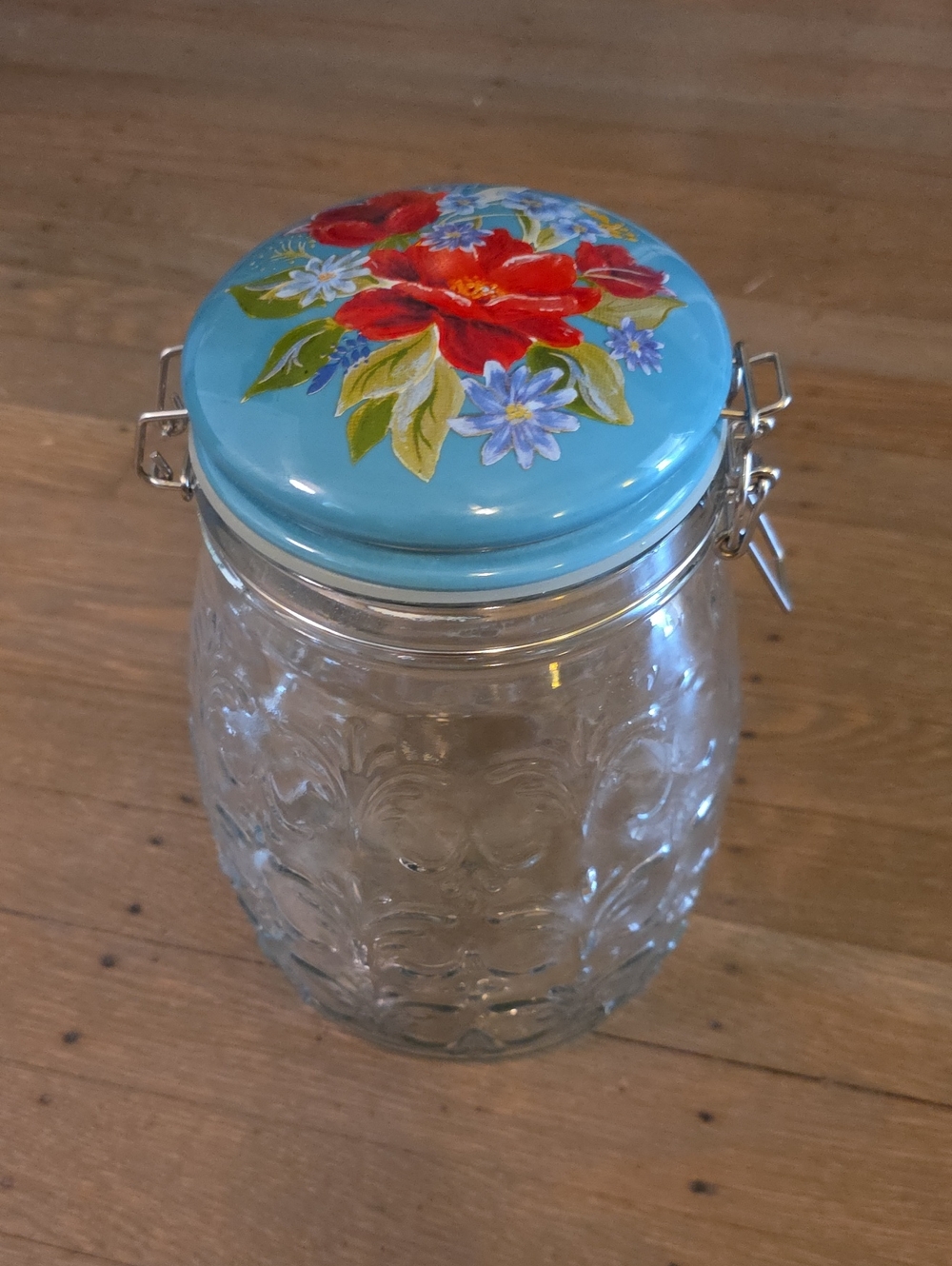 The Pioneer Woman Floral Embossed Glass Storage Clamp Jar w_ Turquoise Lid 106oz